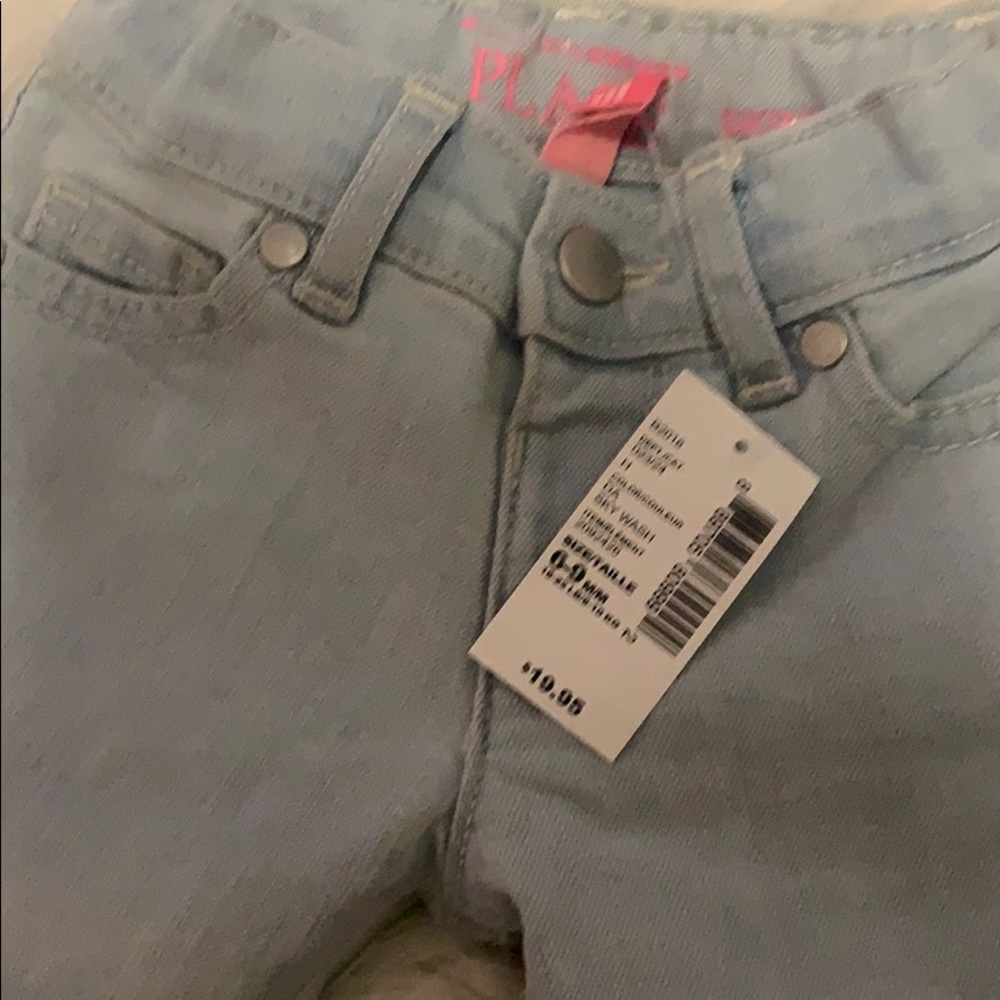 6-9m jeans - Picture 2 of 3